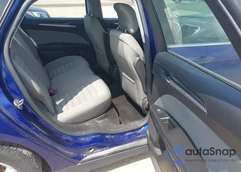 2015 Ford Fusion S из США, поврежденный, VIN 3FA6P0G76FR136284